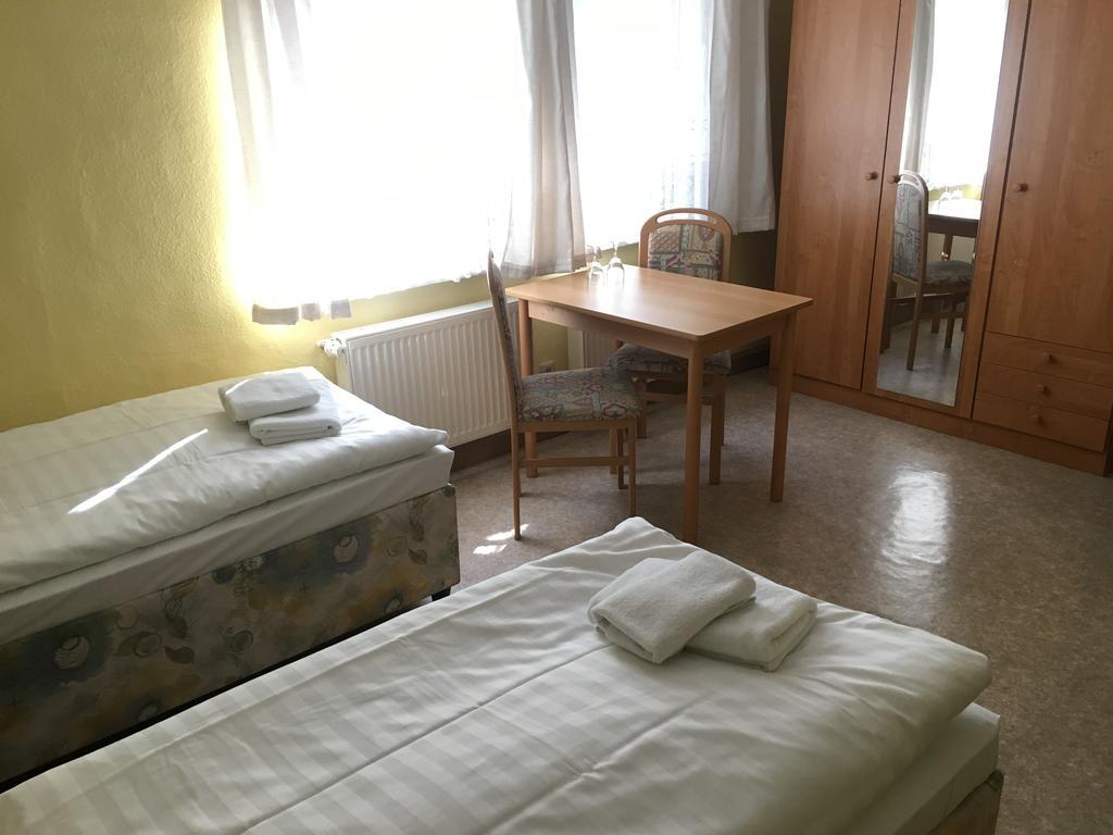 Hotel Hopfengrund Arnstadt Esterno foto