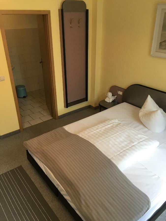 Hotel Hopfengrund Arnstadt Esterno foto