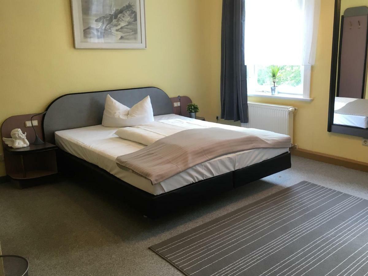 Hotel Hopfengrund Arnstadt Esterno foto