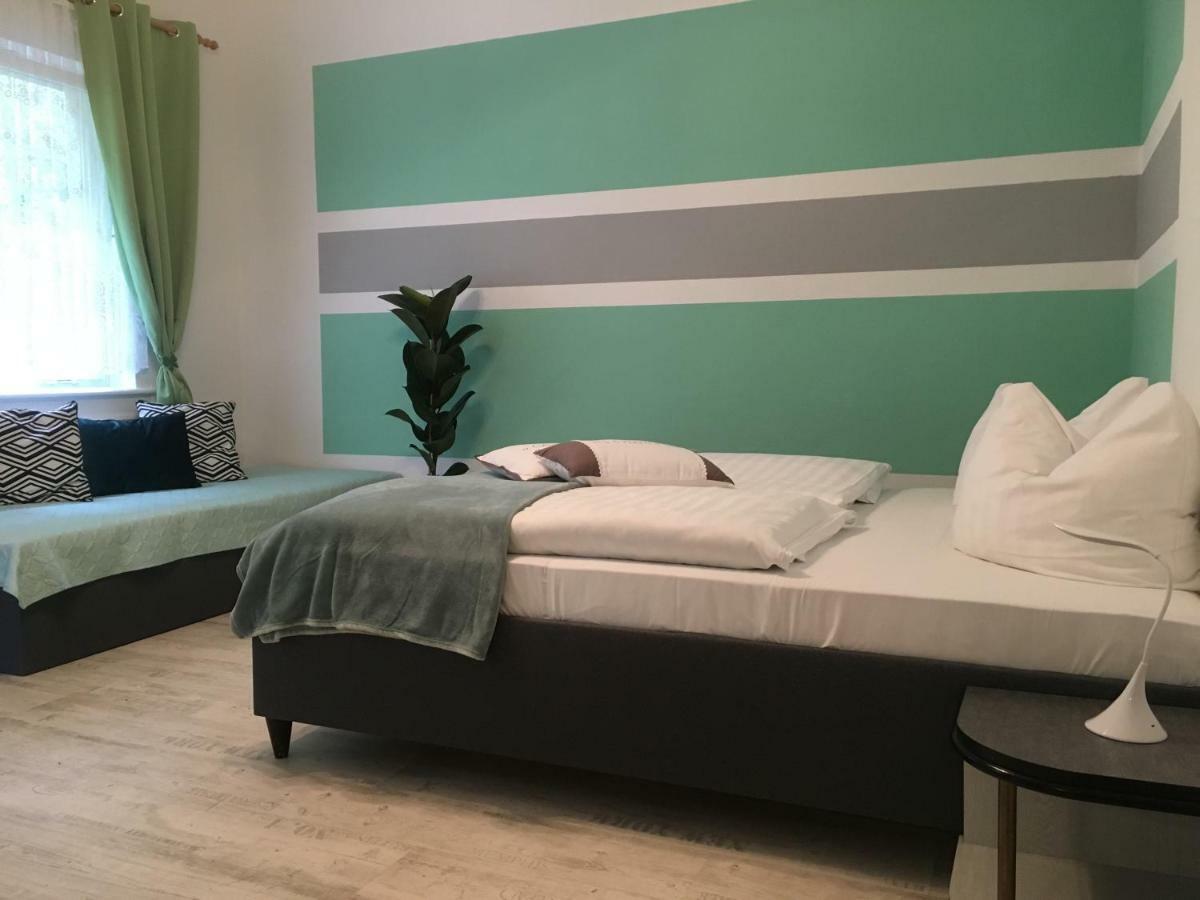Hotel Hopfengrund Arnstadt Esterno foto